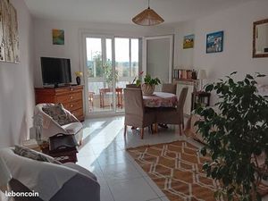 Vends T2 60 m2 traversant Les Sablettes