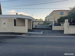 Box à louer trés proche centre ville