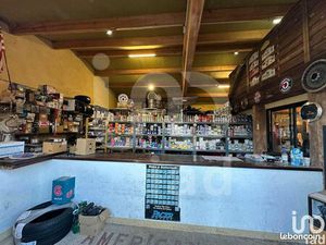 Loft/atelier/surface 280 m² LE THORONET