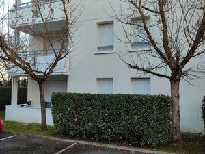 T3 55m2 Meublé très bon état + Parking et Balcon