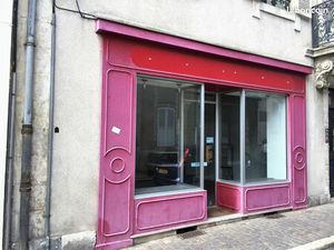 Local commercial 25 m2 - Arènes/Auron