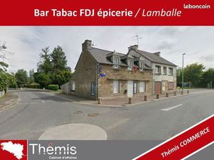 Local 150 m² LAMBALLE