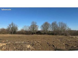 Terrain 5 000 m² Moirax