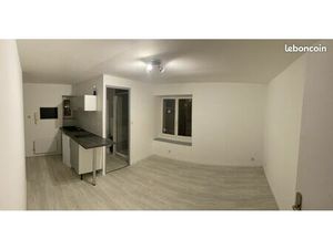 Particulier loue studio