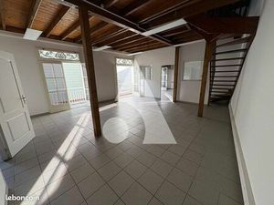 Local bureaux 180 m²