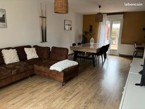 Maison avec piscine / centre ville / proche commodités