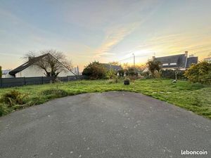 Maison plain pied 3 chambres Bourg LAMBEZELEC