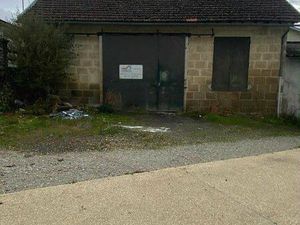 Vend maison à réhabiliter