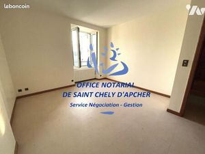 Appartement 48 m² ST CHELY D APCHER