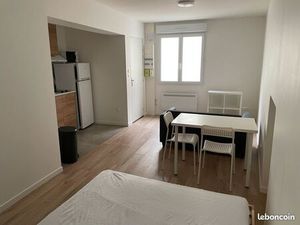 Studio meublé – Centre-Ville