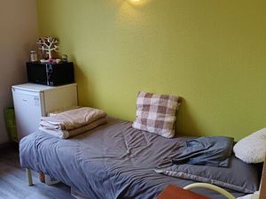 Chambre dans résidence jeunes