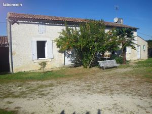 PLAIZAC; Maison charentaise