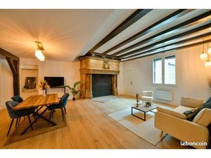 Appartement de caractère refait à neuf