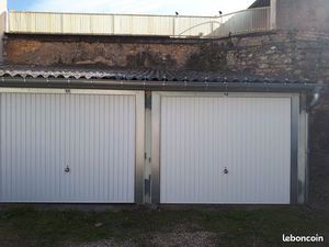 Place de Parking Extèrieure