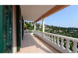 Location appartement  48 m² T-1 à Grasse  850 €