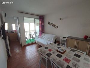Studio-cabine avec balcon et vue sur le lac