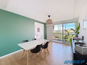 13010 EN DERNIER ETAGE APPARTEMENT DE TYPE 3/4 TRES BON ETAT