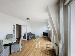 Le service de la location Barnes vous propose ce bien.