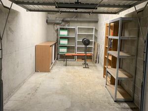 Garage / Box sécurisé 15 8 m² à vendre – Échirolles  Clinique des Cèdres