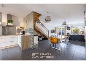 Maison en duplex avec terrasse et garage