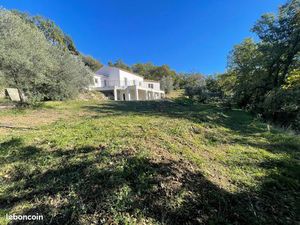 Villa 6 pièces 140 m²