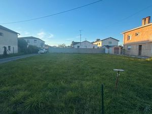 Terrain 430 m2 à SEYSSES(31)