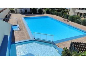 LE CAP D'AGDE: Île des pêcheurs: STUDIO-CABINE / TENNIS / Ascenseur.Vendu meublé