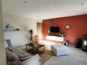 Maison en pierre rénovée de 161 m² ◊ À 25 min de Dijon • 6 min de Genlis ? Grand terrain d