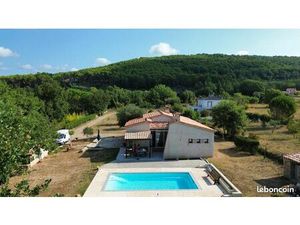 Villa provençale – Plain-pied – Environnement nature avec panorama montagne