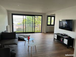 Grand F4 entièrement refait