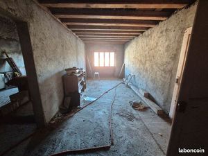 Plateau brut viabilisé de 105m²