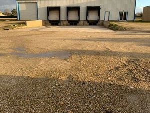 Entrepôt à louer ou à vendre
