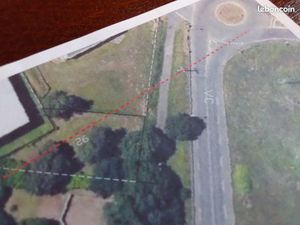 Terrain pour construction professionnelle