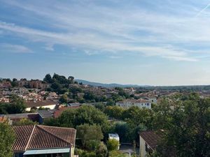 Particulier vend appartement 3 pièces à Cogolin avec vue imprenable