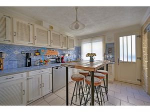 Maison de village 4pièce(s) 3chambre(s) 81 m² Le Cailar (30740)