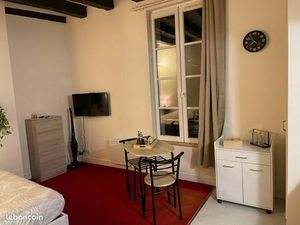 Location studio meublé