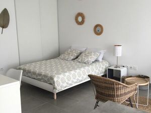 Joli T1 avec terrasse - Quartier Barrière de Paris