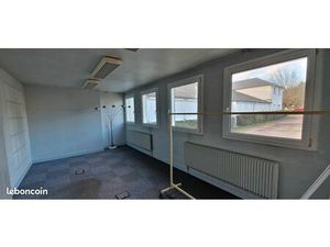 Ensemble de bureaux indépendants