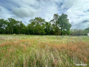 Terrain 4 000 m² Galgon