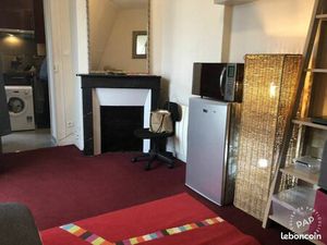 STUDIO meublé/mini 2P  + CAVE. 2 balconnets  bel immeuble ravalé