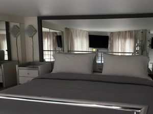 Studio duplex meublé 30 m2 Montmartre