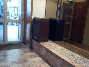 Très beau studio meublé Paris 20 ème 91 rue des Pyrénées   Metro Maraîchers libre 01/02/20