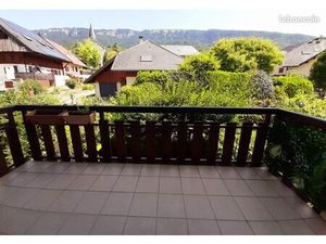 Location – Appartement meublé 50 m² avec terrasse vue Semnoz – 920 charges comprises – Gru