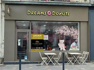 Local commercial 180 m²