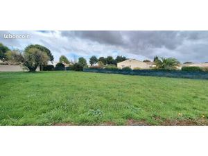 Terrain 634 m² Saujon