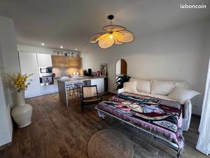 T2 meublé avec terrasse et parking – Front de mer Saint-Florent