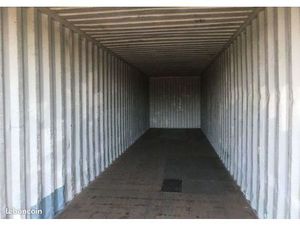 Garage/box 30 m² Les Rosiers Sur Loire