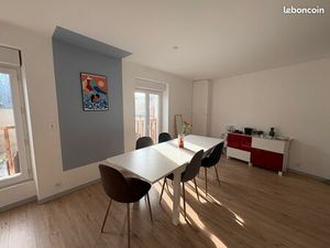 Appartement T4 proche CHU et place Bichon