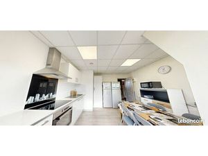 Appartement de 9 pièces  137m2