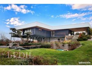 Maison 2 pièces 166 m²